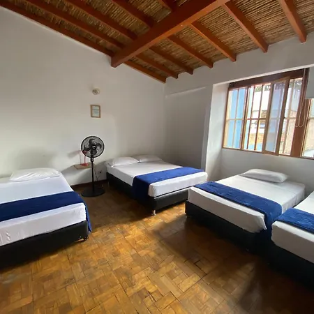 Yolo Hostel Medellin-2